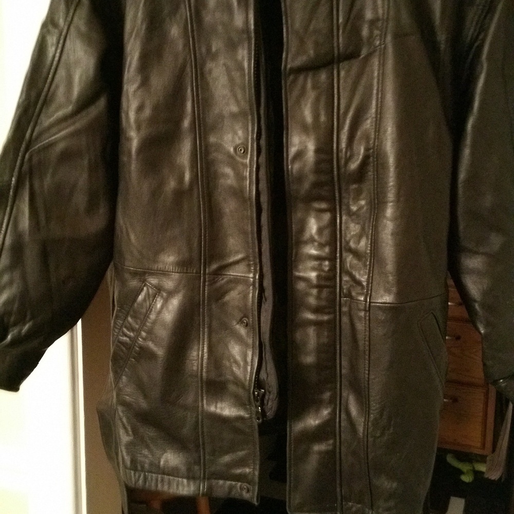 Pelle leather coat